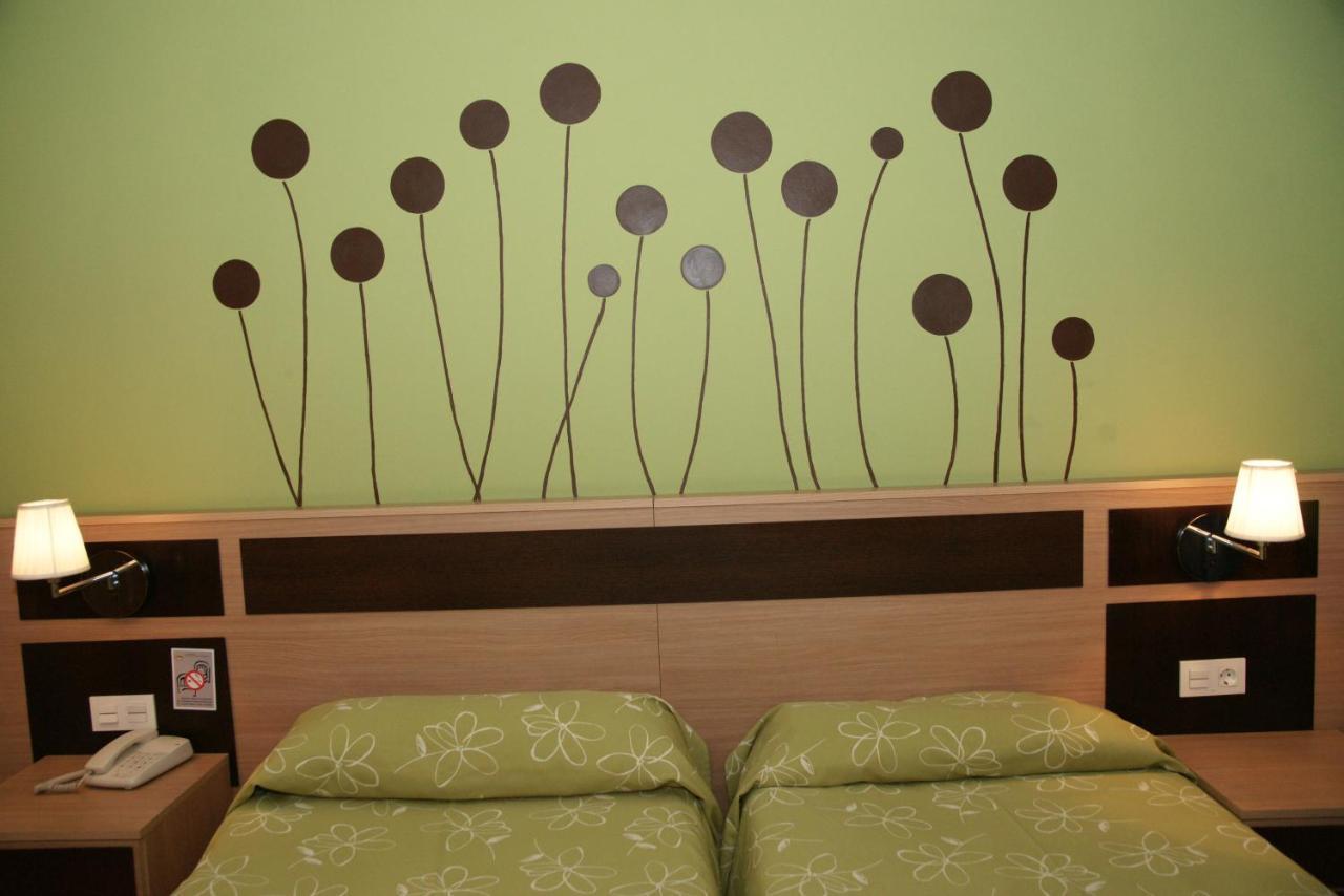 Twin Room with Garden View,1191246544:JPEG