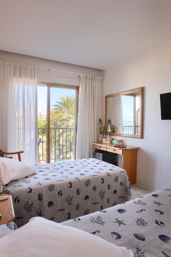 Double or Twin Room Sea View