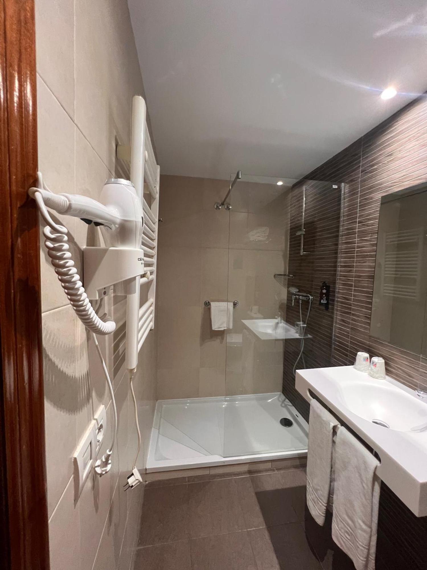 Twin Room City View