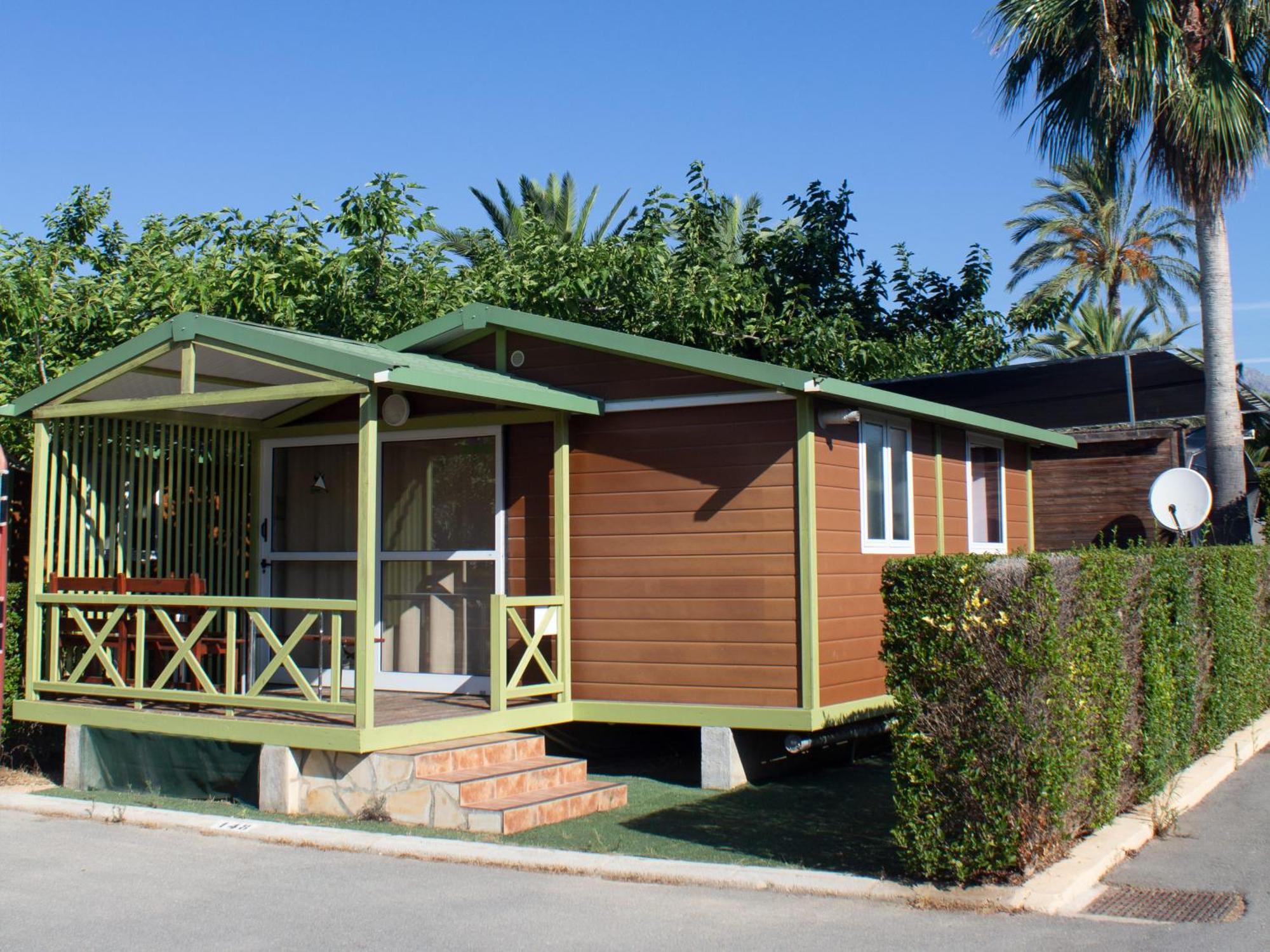 Bungalow mit 2 Schlafzimmern (5 Erwachsene)
