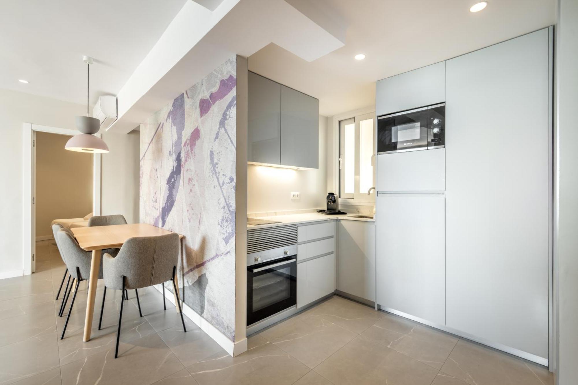 Four Bedroom Apartment Front Sea View