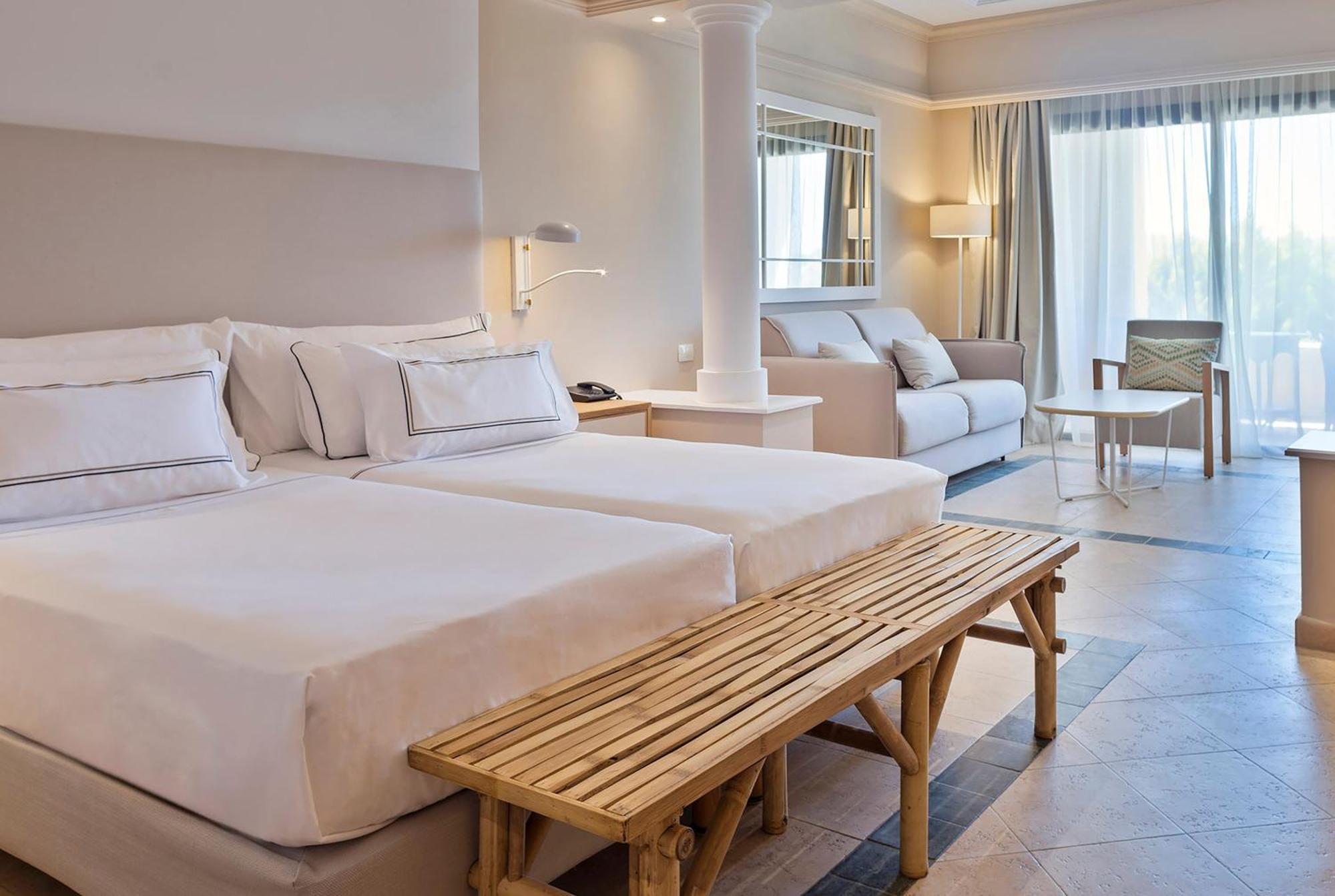 Premium Room,1758532804:JPEG