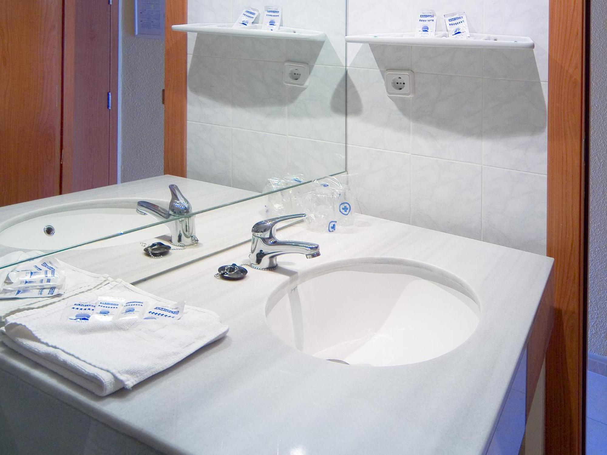 Double Room with Pool View (2 Adults)