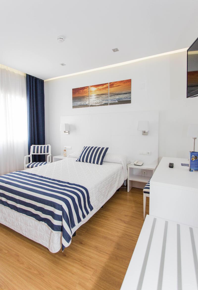 Single Room,254392621:JPEG