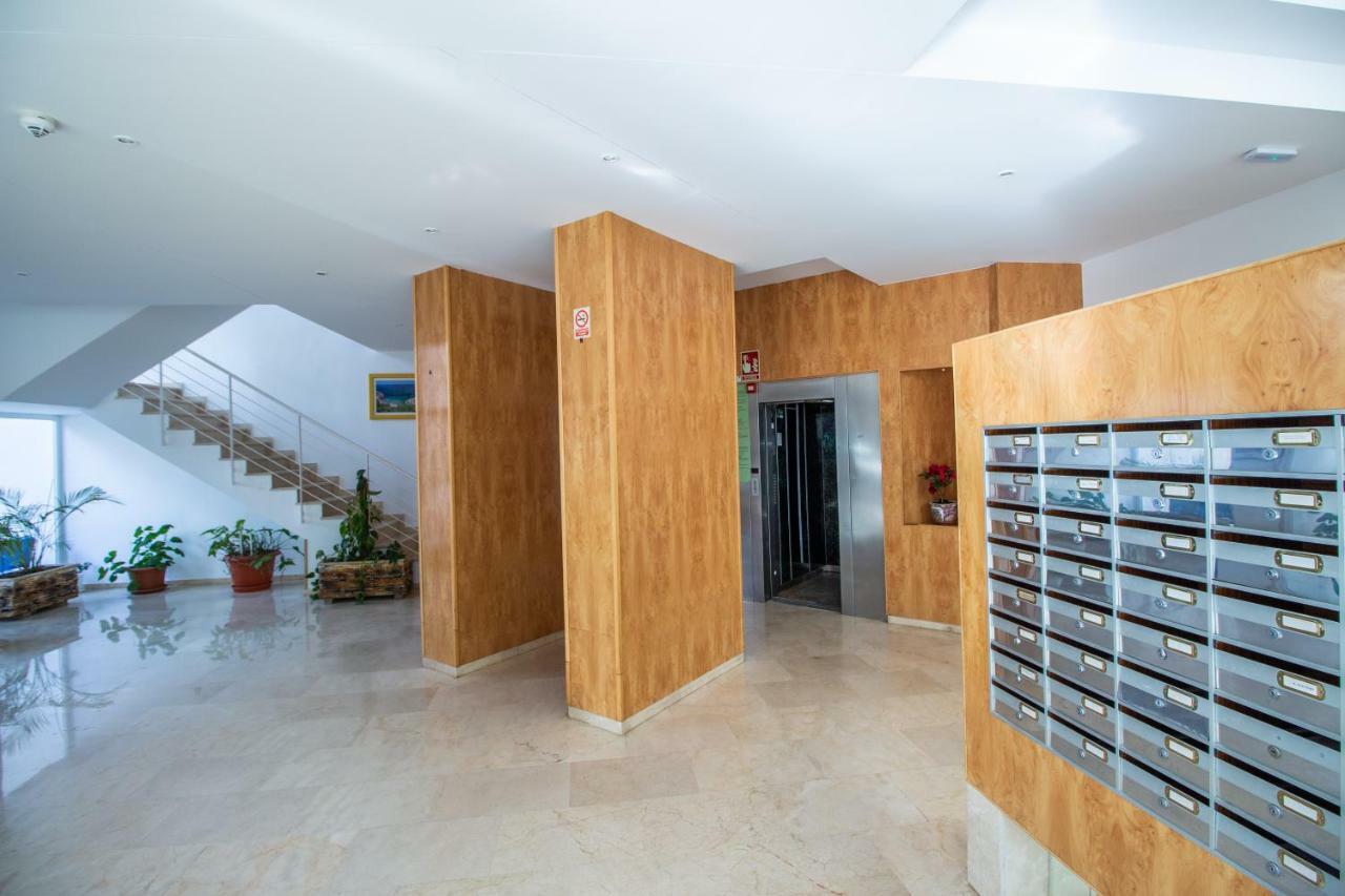 Two-Bedroom Apartment,781646874:JPEG