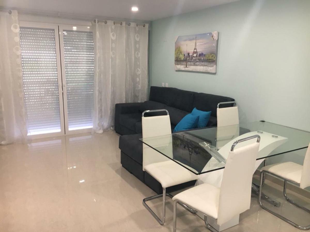 Apartamento com 3 Quartos