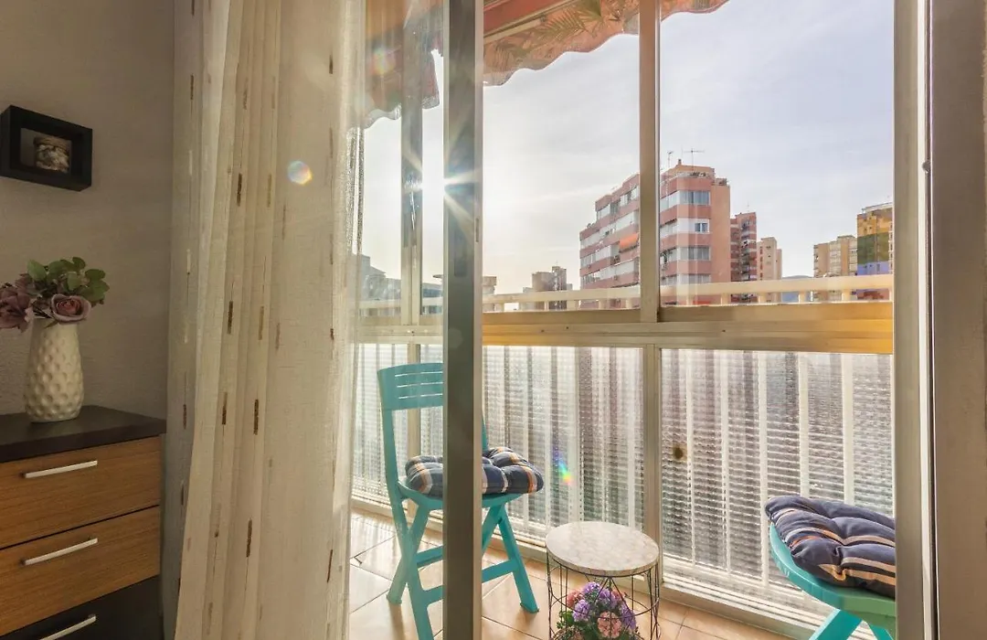 2Br Flat - Aircon - 5 Min Walk To Benidorm Beach-1