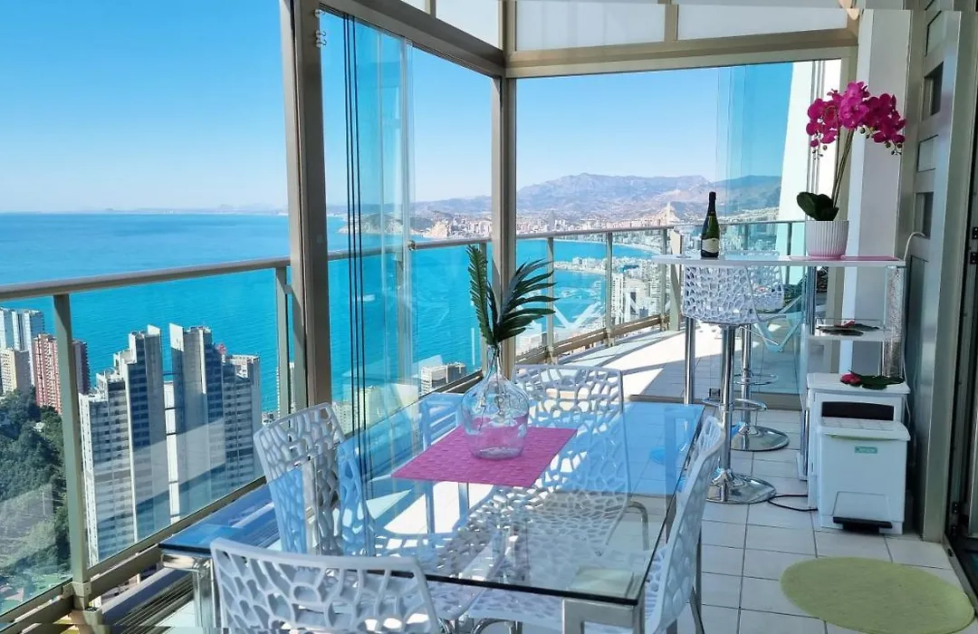 Benidorm Sky 40-1