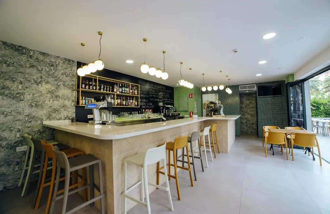 Apartamentos Palm Court-1
