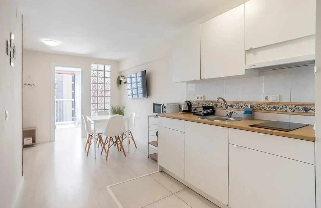 Apartamento Frente Al Mar Con Parking-1