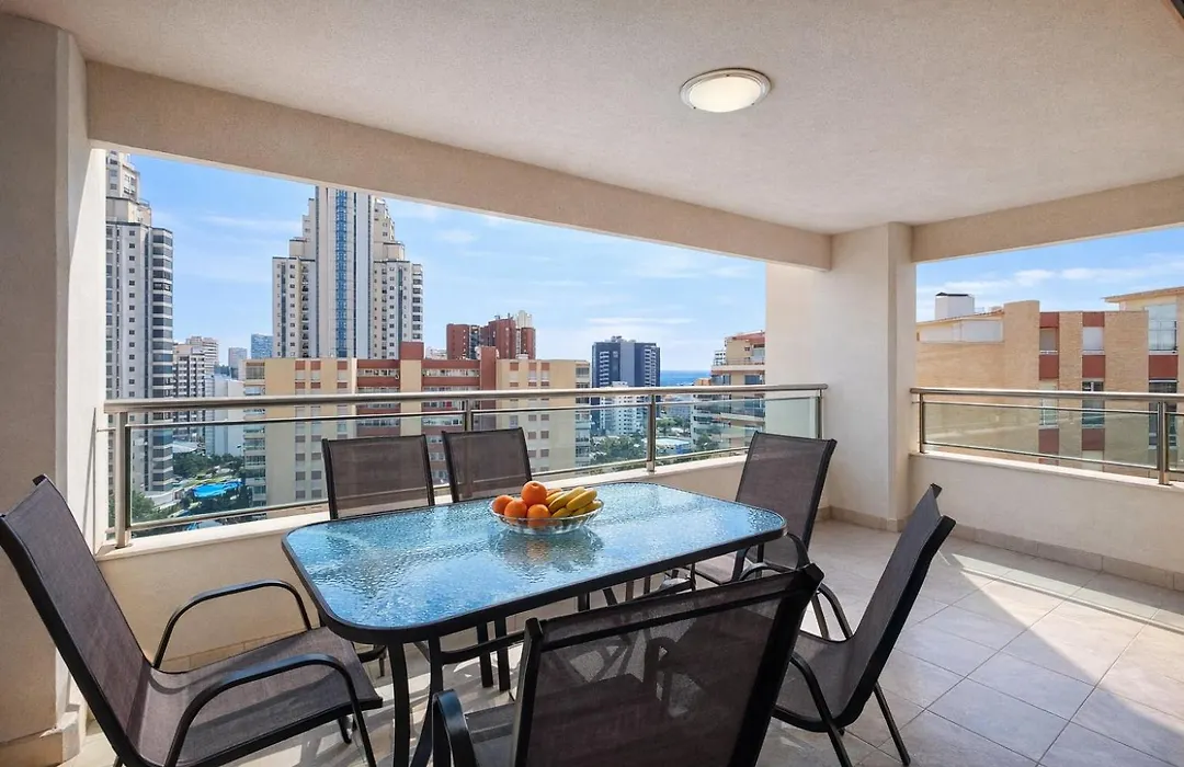 Parque Torre Sol Boutique Apartment 12 floor , free parking, Wi-Fi, pool,-1