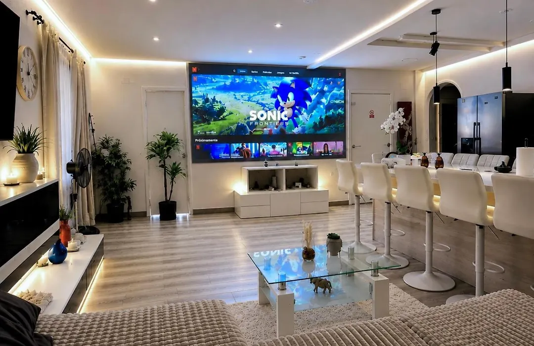 Villa 25 pax Jacuzzi 12 pax 10 min to Benidorm PARTY area-1