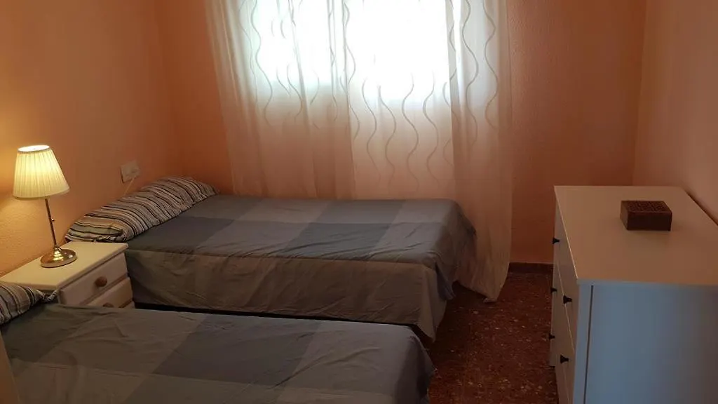 PLAYA LEVANTE BENIDORM-Apt, Alhambra, AIRE ACOND, PISCINA-WIFI-máximo 5 adul-1 niño ,-NO GRUP, JOVENES- Parking 10eur día-1