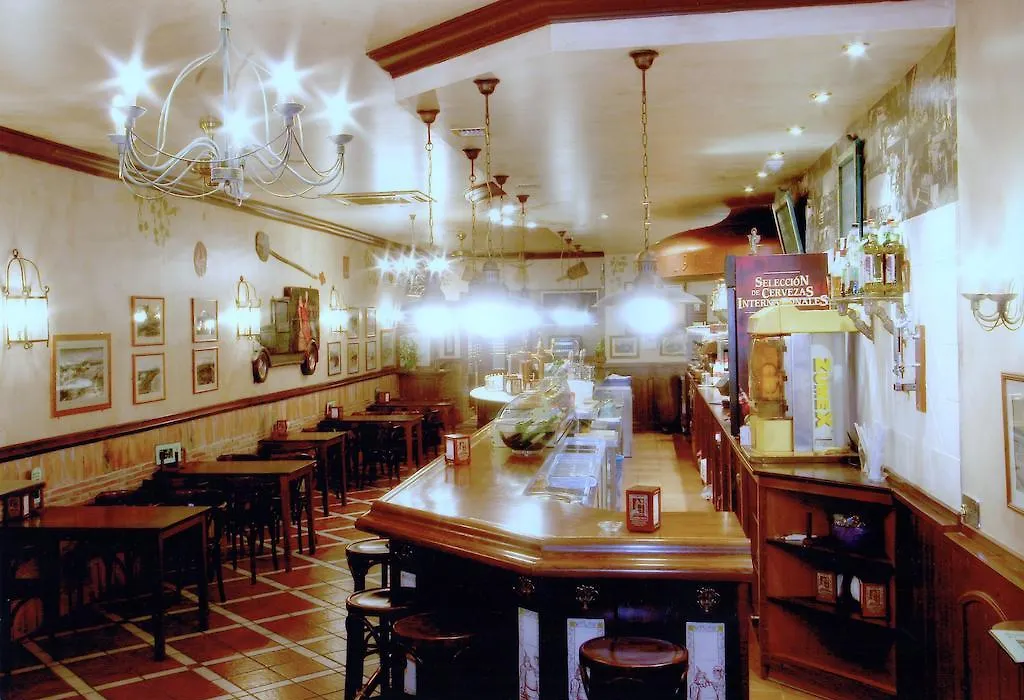 Hostal El Jardin-1