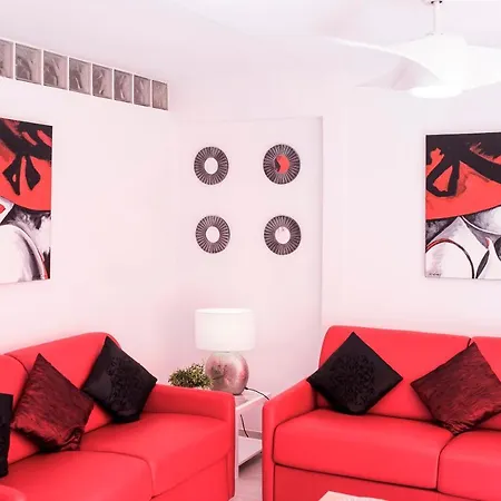 My Sweet Red Apartment-2