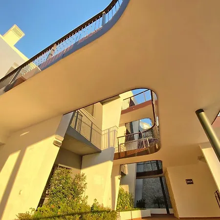 Luxury Apartment With Private Hot Tub By Poniente Beach-3
