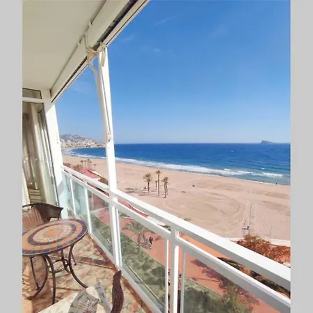 Adela Beach Apartment, Lujo En 1ª Linea De Playa-3