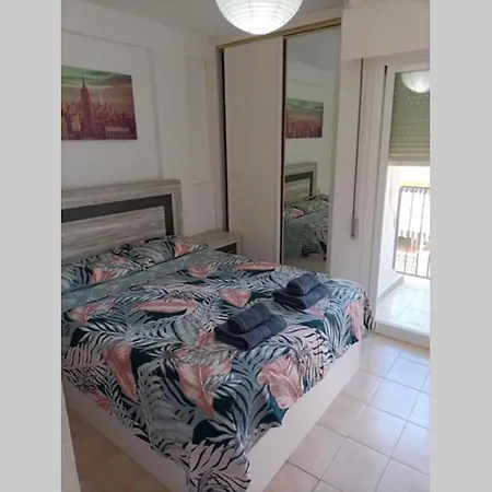 2 Bedroom Townhouse In Beautiful Gated Complex-2