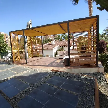 Villa Con Piscina A Un Paso De La Playa-3