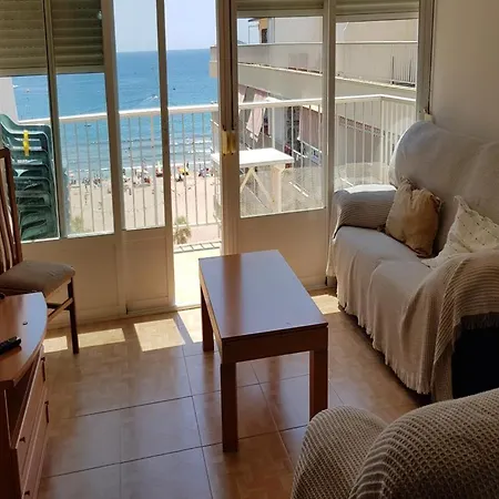 1ª Linea Playa Benidorm Con Aire Acon, 2 Hab Y Sofa Cama, Hasta 6 Pers, Apt El Pato Con Parking-2