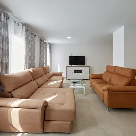 Sonrisa Deluxe Apartments, Levante-3