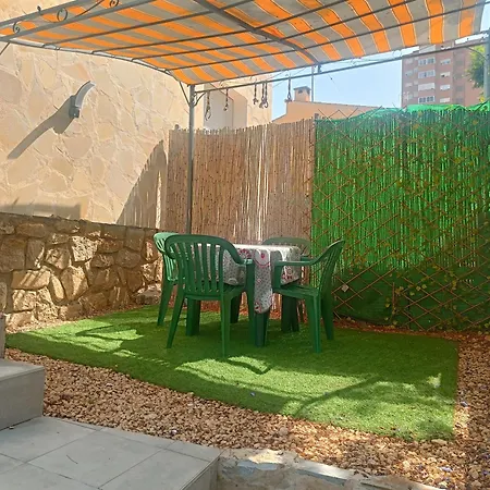 Casa Mya Con Terreno Privado Y Parking Compartido - A 800M De Playa Poniente-2