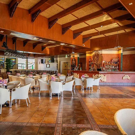 Hotel Servigroup Orange-3