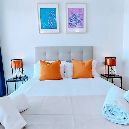 Benidorm Sky 29 - 2-Bedroom Apartment On The 29Th Floor With Sea Views-3