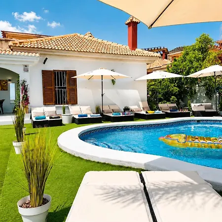 Villa 25 pax Jacuzzi 12 pax 10 min to Benidorm PARTY area-3