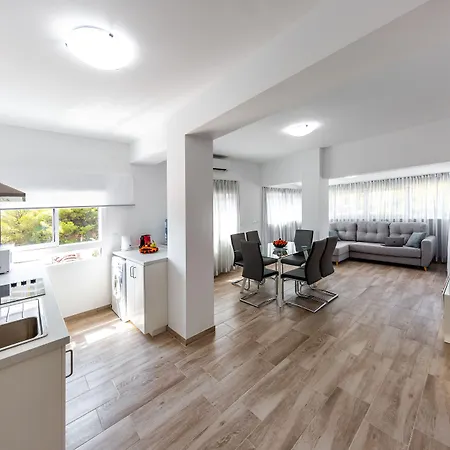 Sonrisa Apartments-3