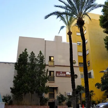 Hostal El Jardin-2