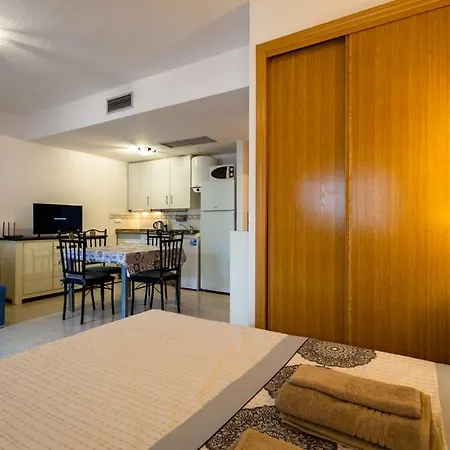 Hola Apartment Benidorm-3