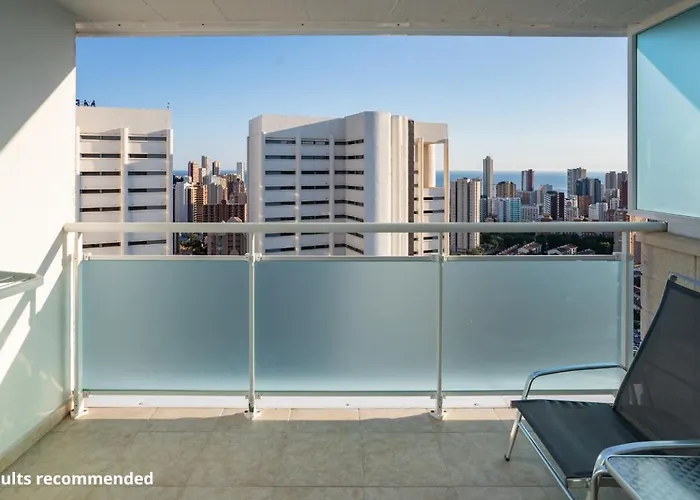 Hotéis com Quadra de Tênis em Benidorm